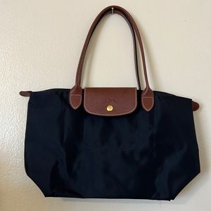 Perfect condition black medium long champ tote!